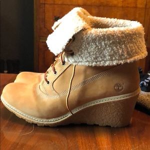 Timberland fleece wedge boots